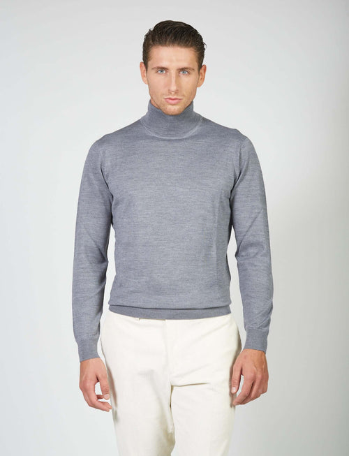 Dolcevita basic in lana merino_Luigi Fusaro
