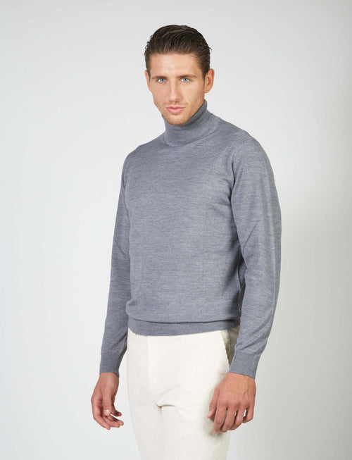 Dolcevita basic in lana merino_Luigi Fusaro
