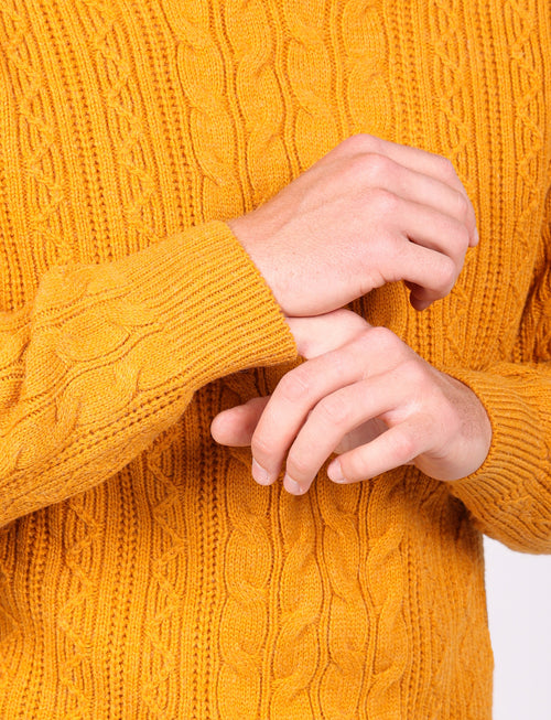 Maglia collo alto a trecce in misto lana |Colore:Senape