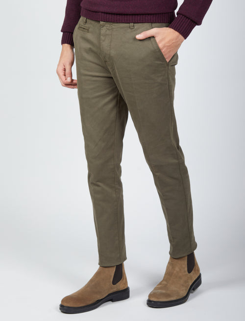 Pantaloni basici in tessuto twill |Colore:Verde militare