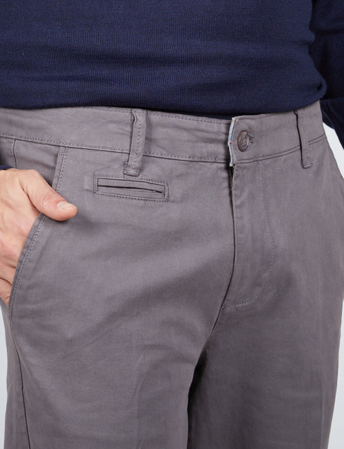 Pantaloni basici in tessuto twill |Colore:Grigio