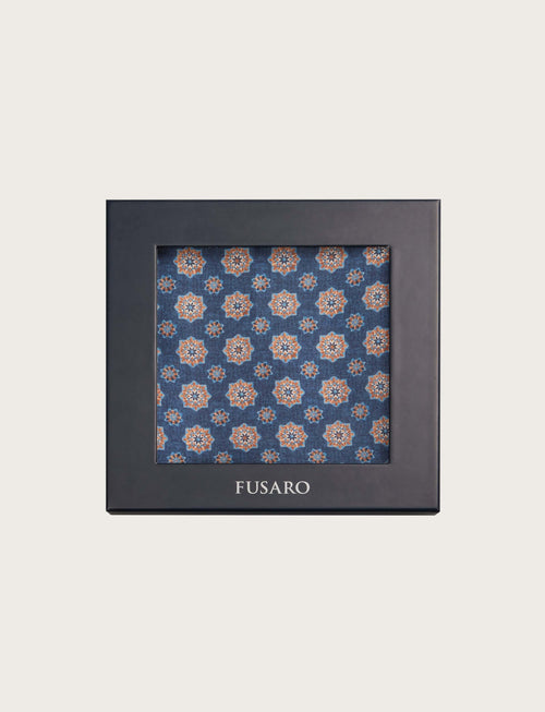 Foulard in seta floreale blu e arancio luigi fusaro