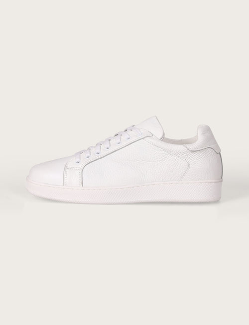 Sneakers in pelle bottalata con suola in gomma |Colore:Bianco