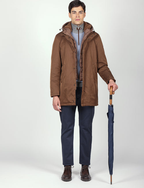 Parka imbottito con pettorina e cappuccio |Colore:Moro