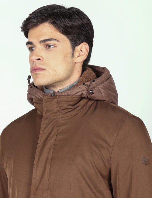 Parka imbottito con pettorina e cappuccio |Colore:Moro