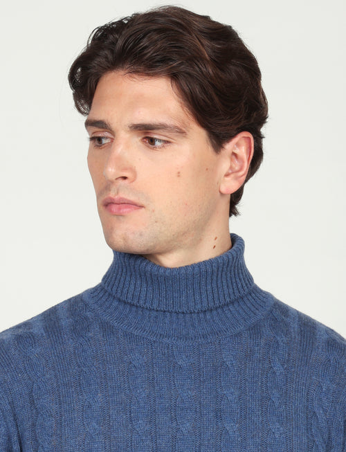 Dolcevita a trecce in lambswool |Colore:Azzurro