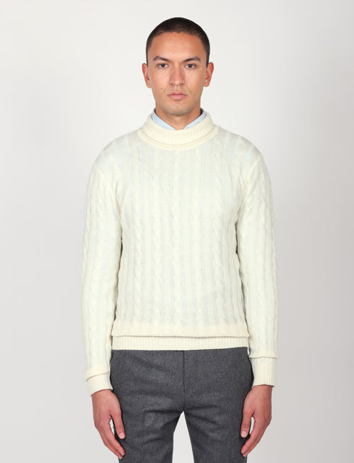Dolcevita a trecce in lambswool |Colore:Panna
