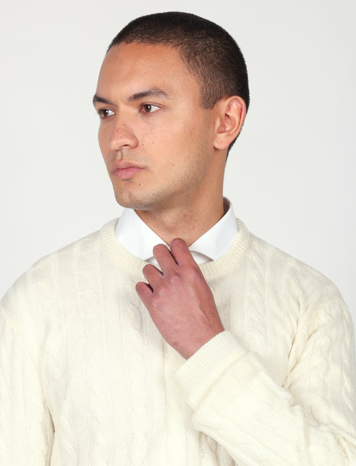 Maglia girocollo a trecce in lana lambswool |Colore:Panna