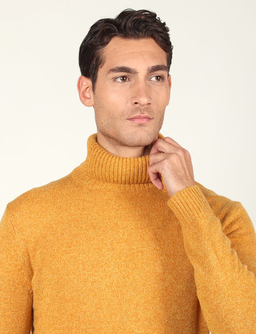 Dolcevita in lambswool moulinè |Colore:Ocra
