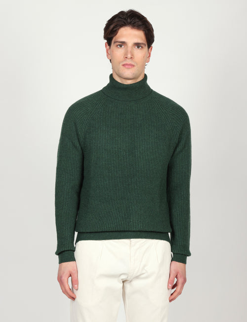 Dolcevita a costa inglesi in lana lambswool |Colore:Verde inglese