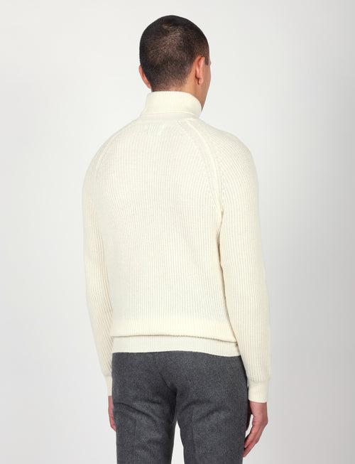 Dolcevita a costa inglesi in lana lambswool |Colore:Panna