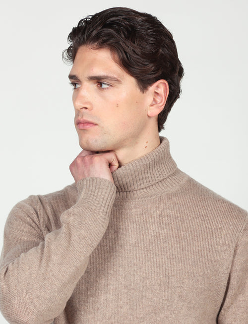 Dolcevita tinta unita in lana lambswool |Colore:Beige