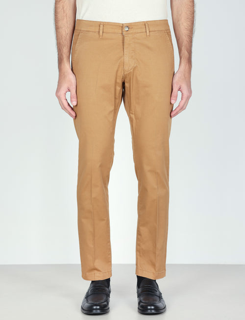 Pantaloni in gabardine di cotone stretch |Colore:Bruciato