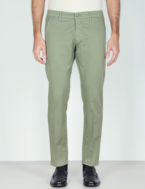 Pantaloni in gabardine di cotone stretch |Colore:Edera