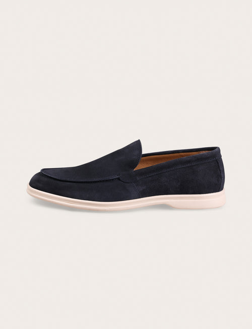 Mocassini slip on in camoscio
