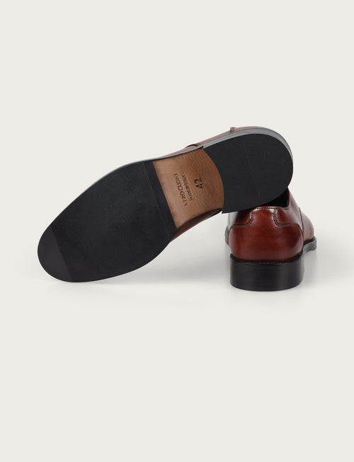 Scarpe derby in pelle liscia con lacci