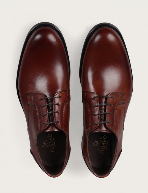 Scarpe derby in pelle liscia con lacci