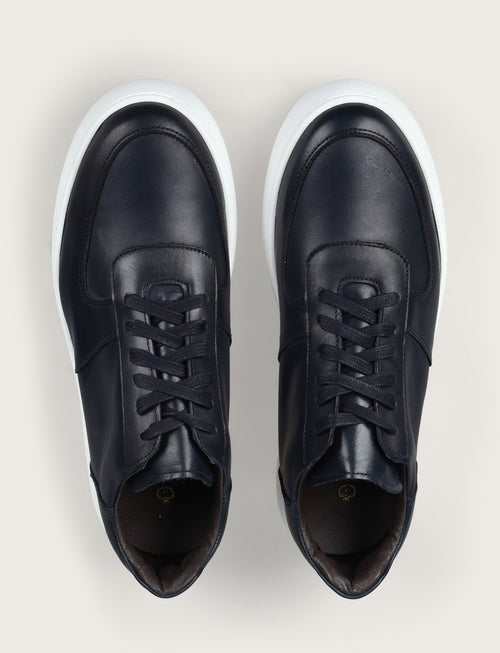 Sneakers in pelle casual con suola in gomma