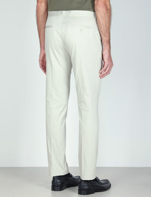 Pantaloni tinta unita in cotone stretch