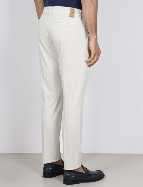 Pantaloni con pinces in cotone elasticizzato_Luigi Fusaro