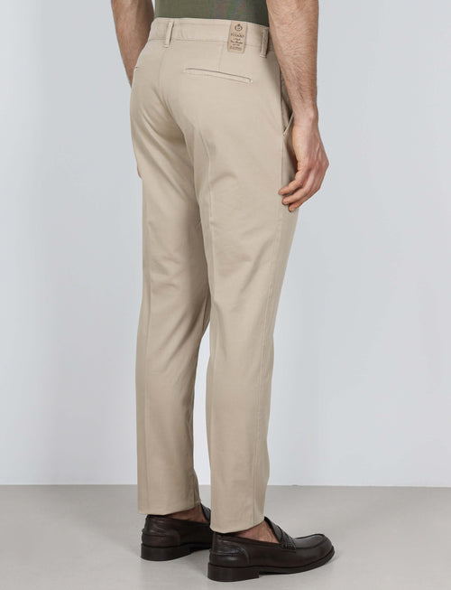 Pantaloni con pinces in cotone elasticizzato_Luigi Fusaro