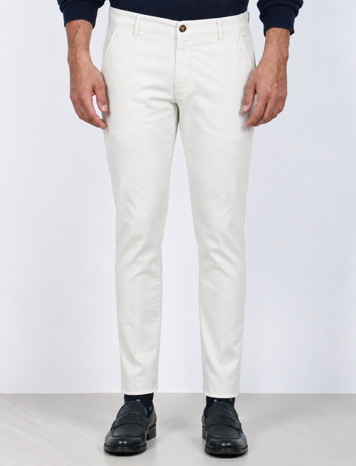 Pantaloni chino in cotone gabardine |Colore:Panna