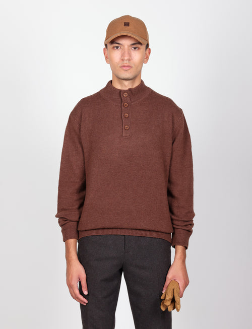 Maglia serafino in lambswool a quattro bottoni |Colore:Moro