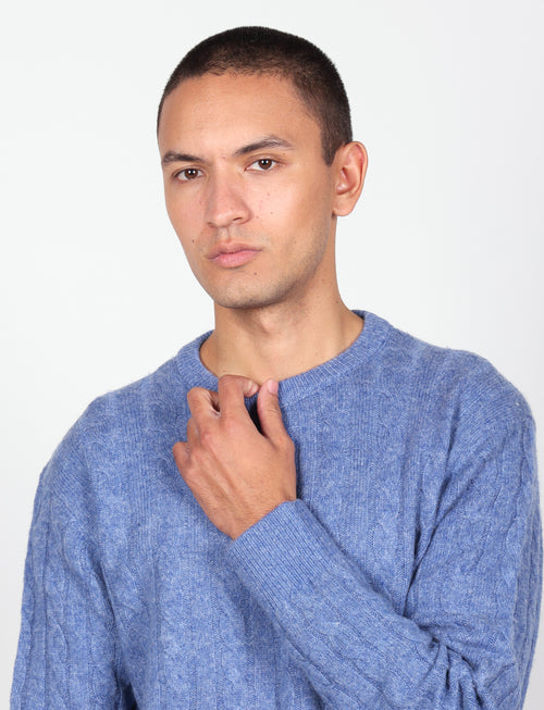Maglia girocollo in lana lambswool a trecce |Colore:Azzurro