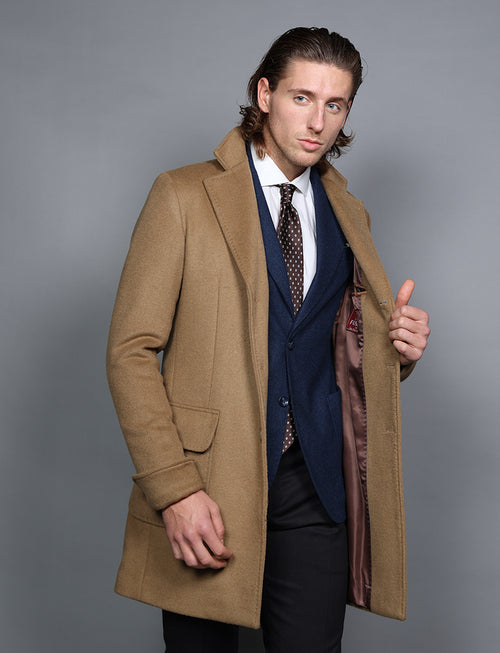 Cappotto in lana con martingala_Luigi Fusaro
