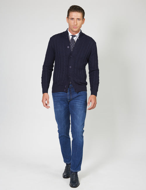 Cardigan con bottoni a trecce