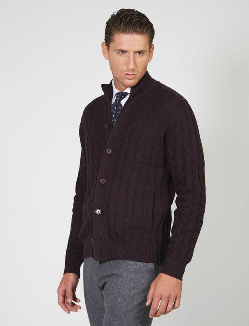 Cardigan con bottoni a trecce