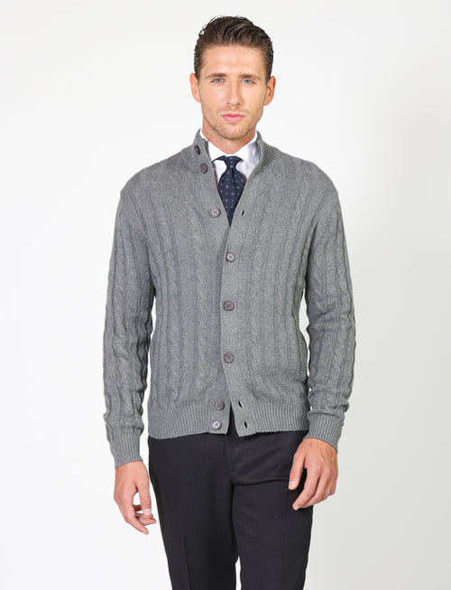 Cardigan con bottoni a trecce