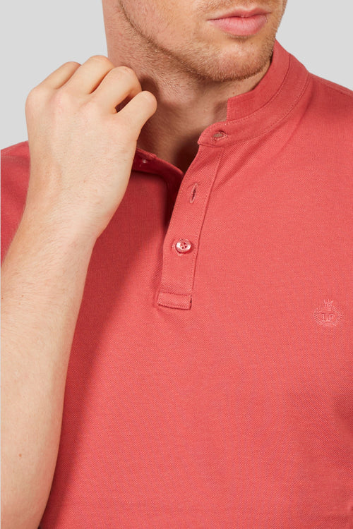 Polo basica con collo coreano