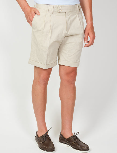Bermuda in cotone goffrato con pinces