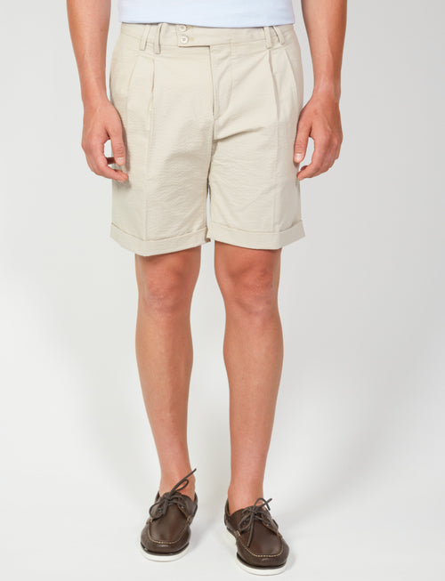 Bermuda in cotone goffrato con pinces