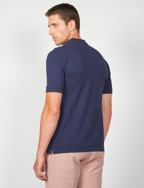 Polo basica con collo coreano