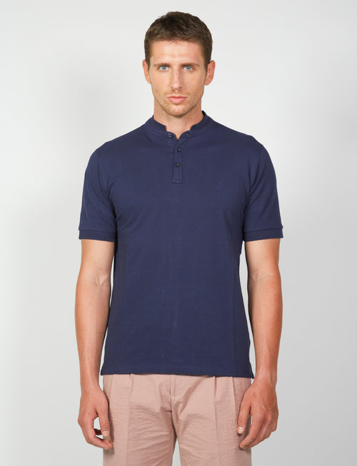 Polo basica con collo coreano