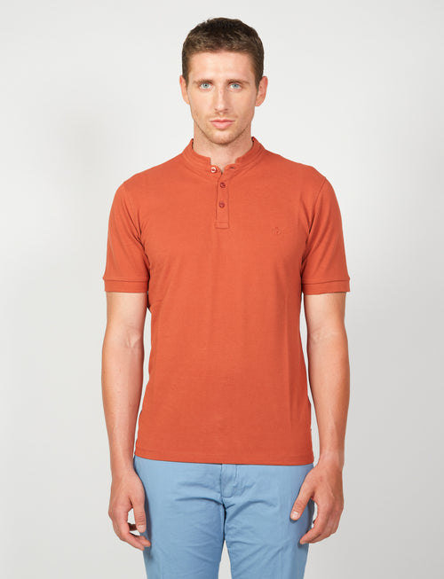 Polo basica con collo coreano