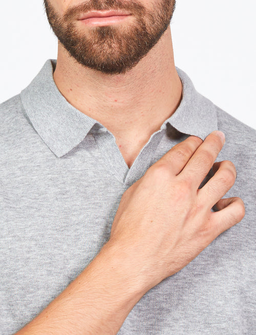 Polo in cotone scollo a v