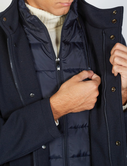 Cappotto in maglia con pettorina removibile_luigi fusaro