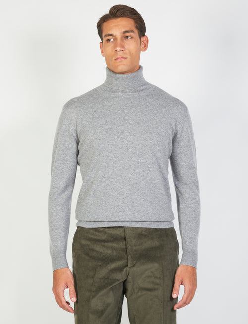 Cashmere turtleneck sweater 