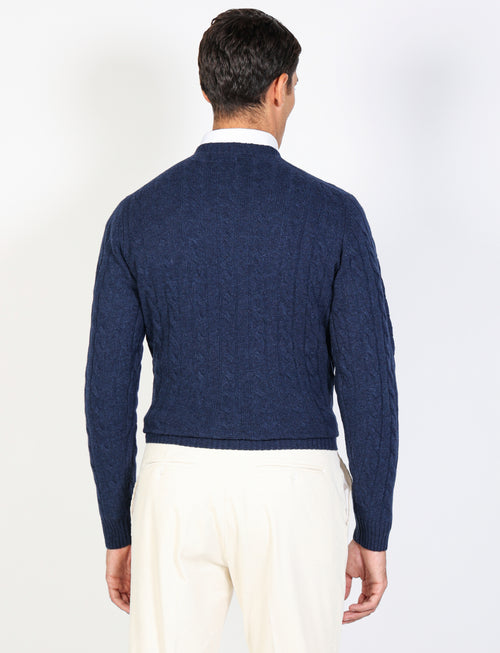 Maglia girocollo con trecce in lambswool