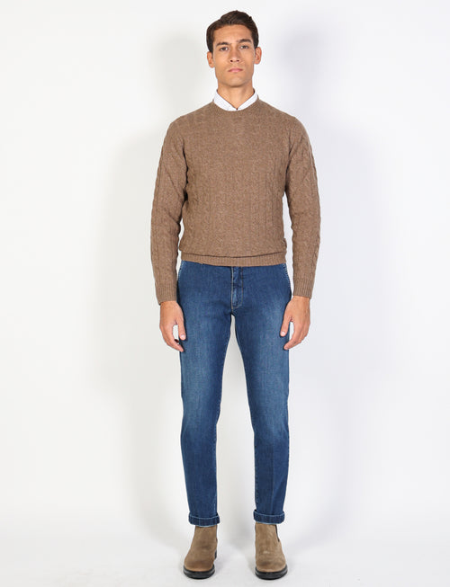 Maglia girocollo con trecce in lambswool