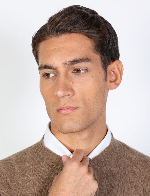 Maglia girocollo con trecce in lambswool