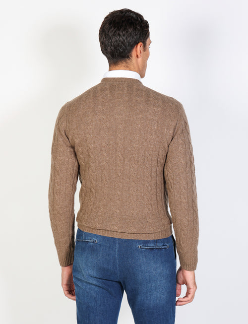 Maglia girocollo con trecce in lambswool