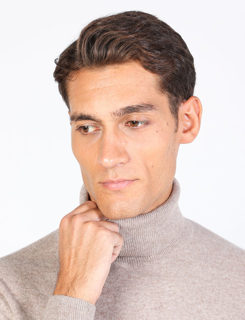 Cashmere turtleneck sweater 