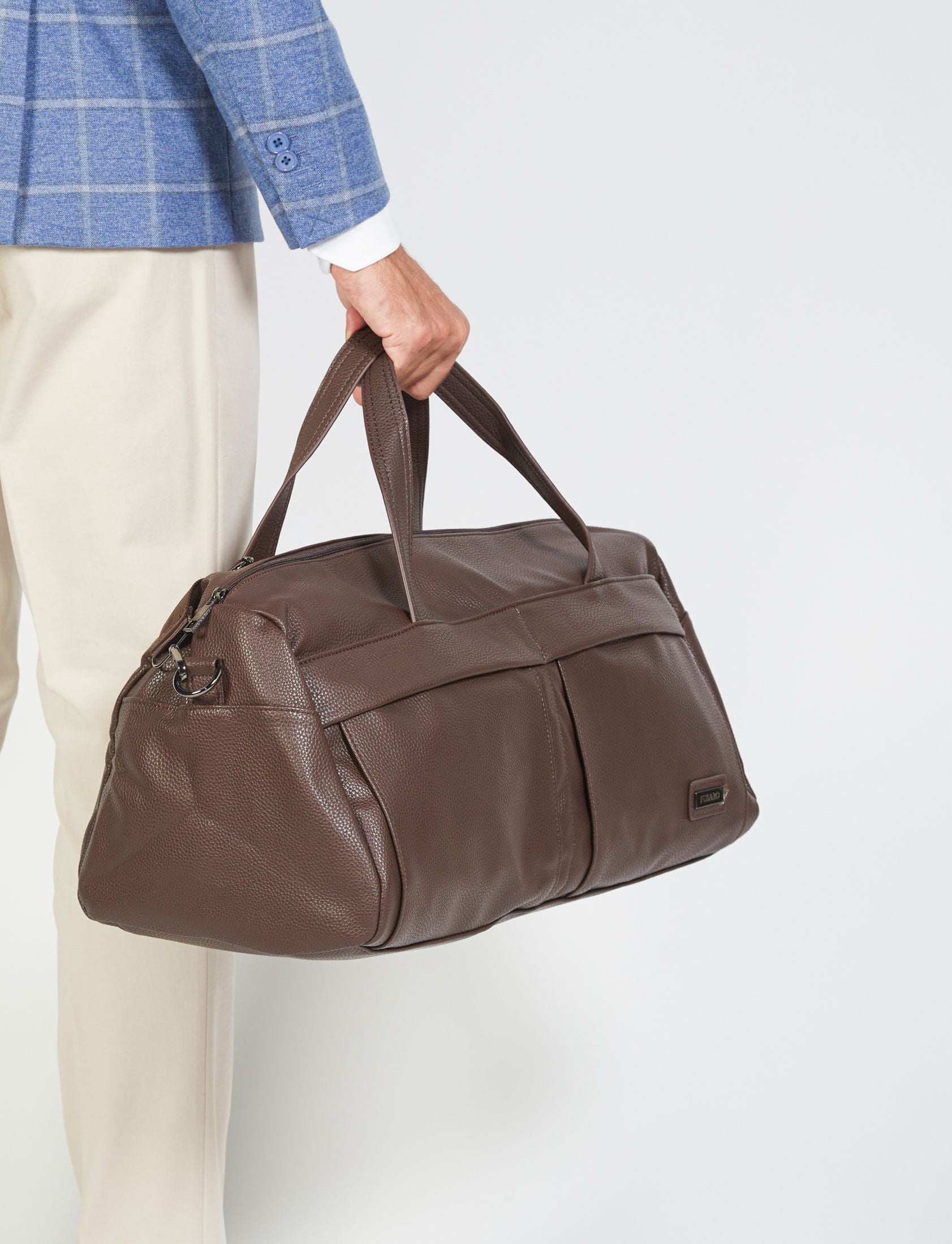 Eco-leather duffel bag with adjustable shoulder strap | Luigi Fusaro