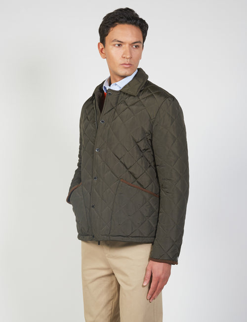 Padded jacket with diamond quilting 