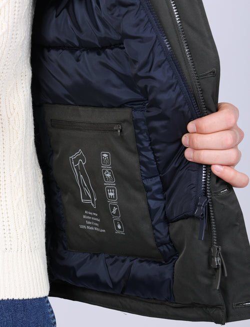 Sahariana in tessuto tecnico con quattro tasche