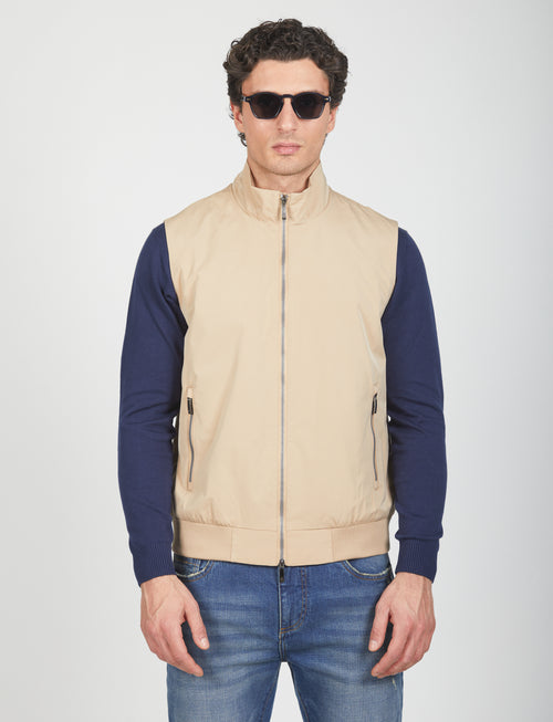 Technical fabric vest 